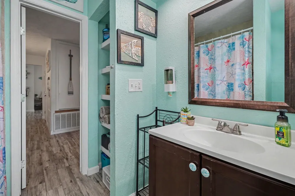 5003 Meadow Lark Lane Dickinson, TX 77539