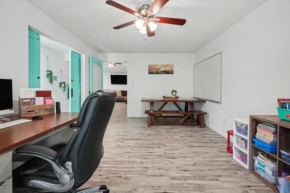 5003 Meadow Lark Lane Dickinson, TX 77539