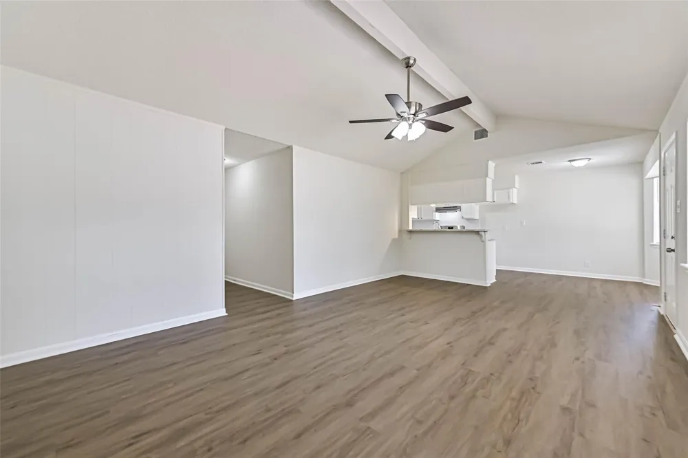 117 Dallas Street Angleton, TX 77515