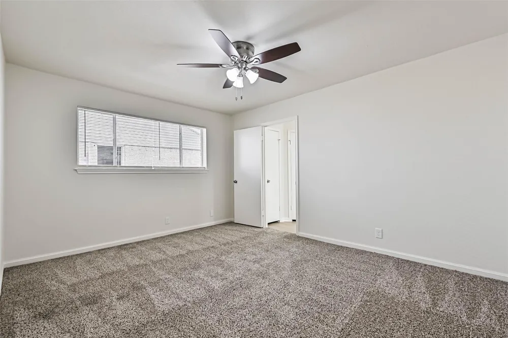 117 Dallas Street Angleton, TX 77515