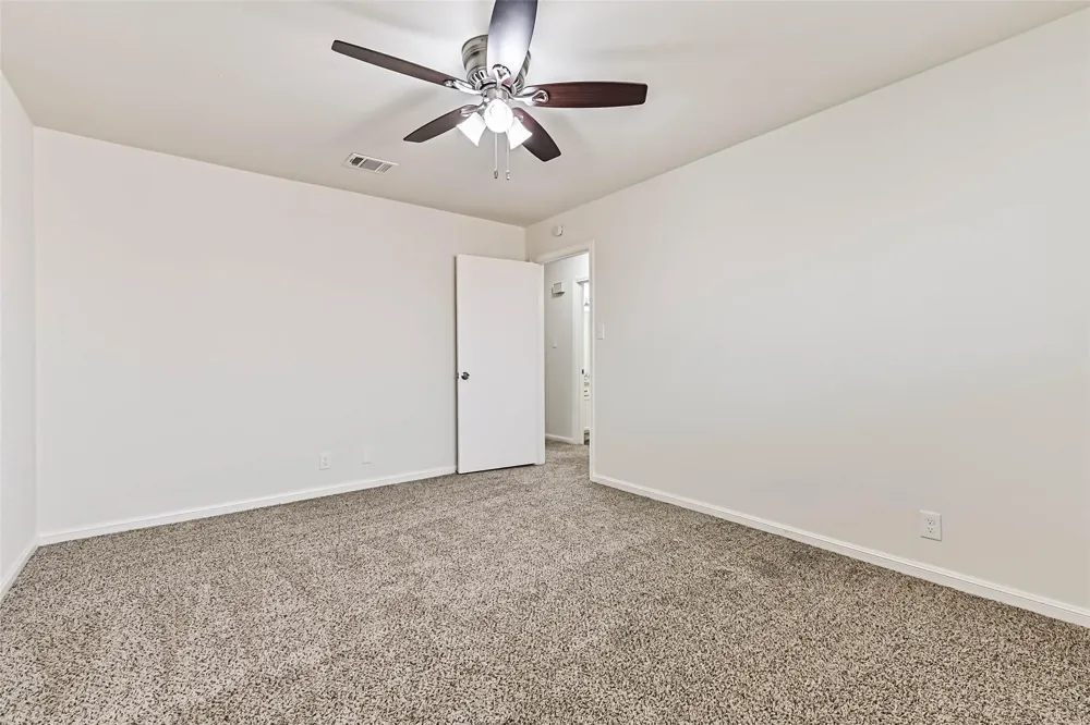 117 Dallas Street Angleton, TX 77515