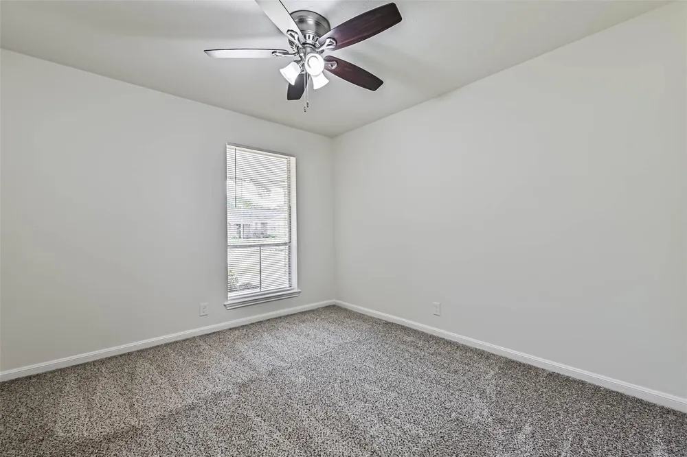117 Dallas Street Angleton, TX 77515