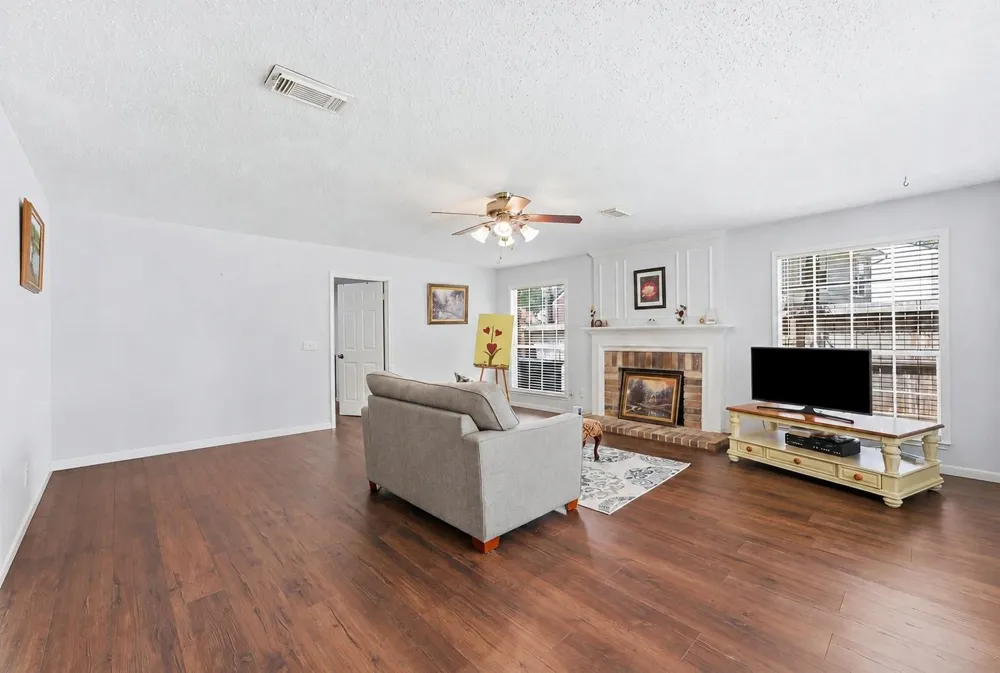 42 Fire Flicker Place The Woodlands, TX 77381