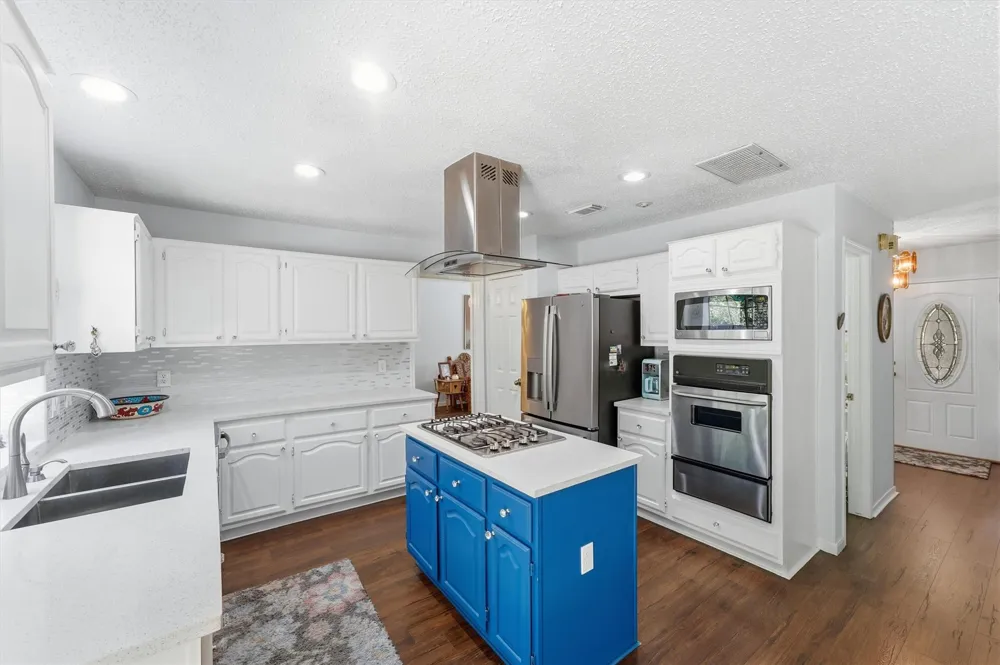 42 Fire Flicker Place The Woodlands, TX 77381