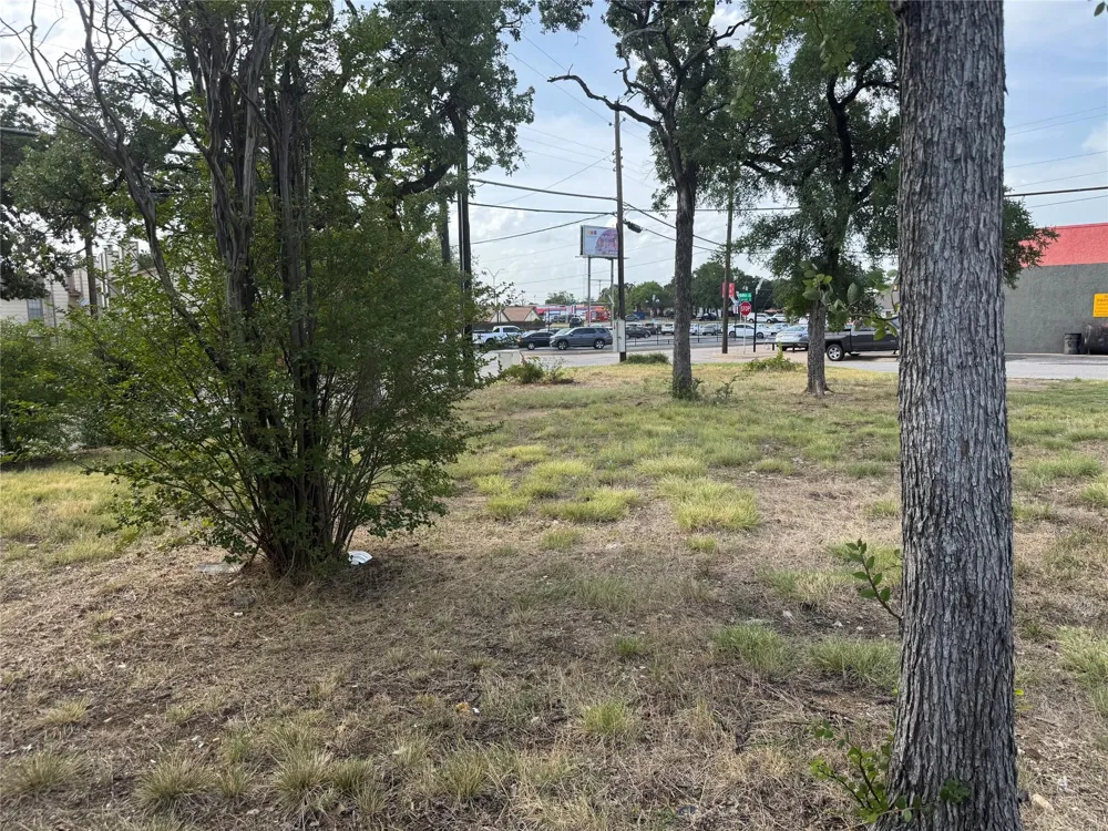 5900 Dallas Avenue Fort Worth, TX 76112