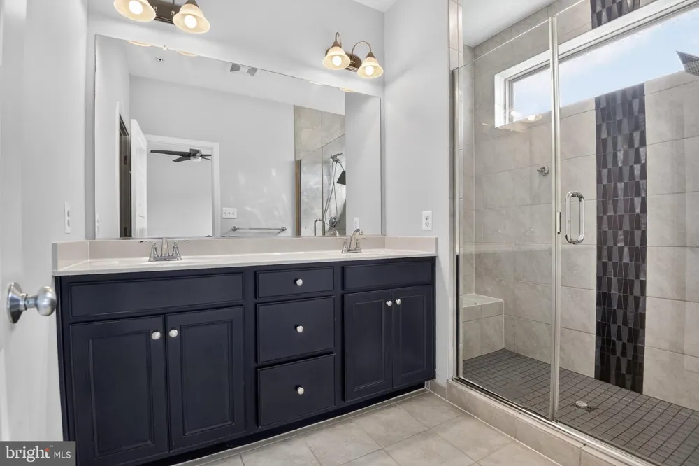 5138 LONGSTONE WAY North Bethesda, MD 20852