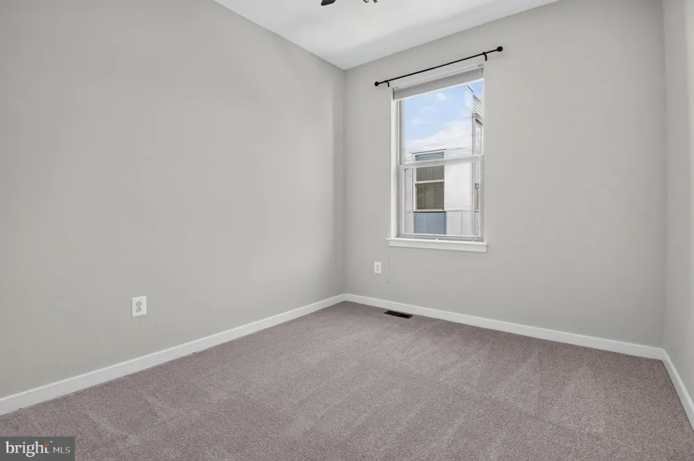 5138 LONGSTONE WAY North Bethesda, MD 20852