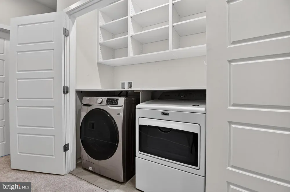 5138 LONGSTONE WAY North Bethesda, MD 20852