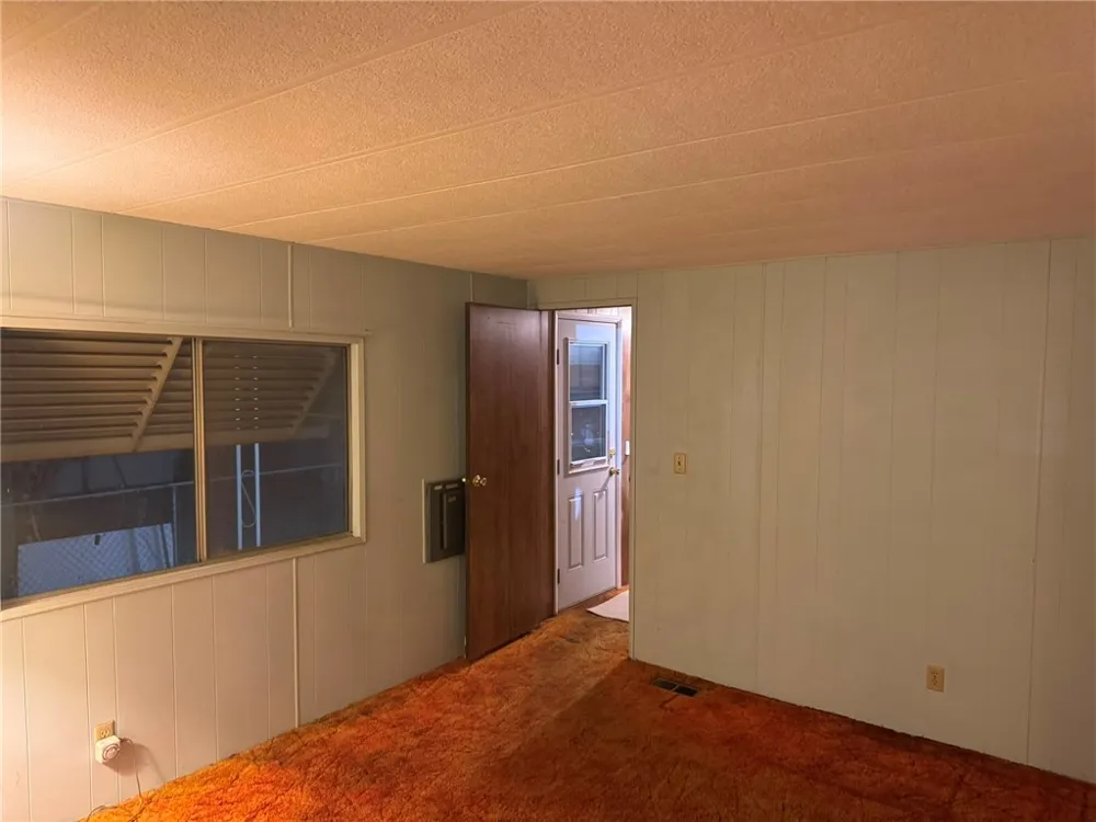 123 10th #24 Taft, CA 93268