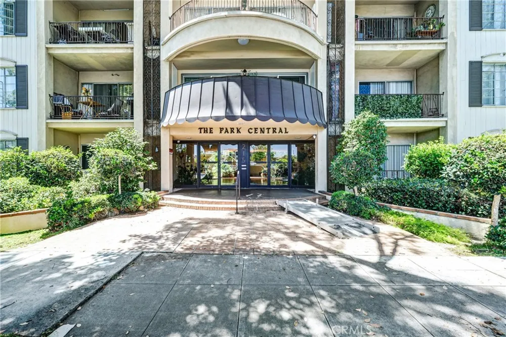 215 Kenwood Glendale, CA 91206