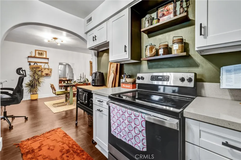 215 Kenwood Glendale, CA 91206