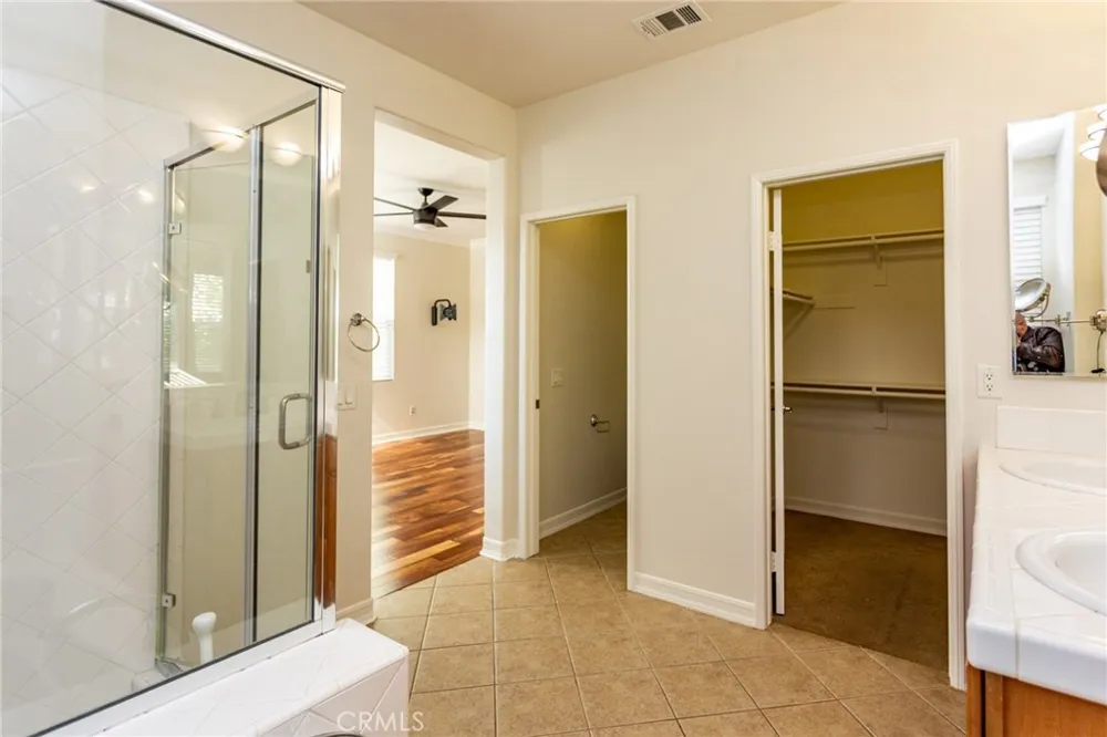 25 Rinehart Road Ladera Ranch, CA 92694