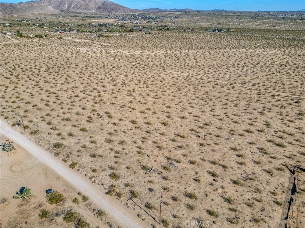 62725 2 Mile Road Joshua Tree, CA 92252