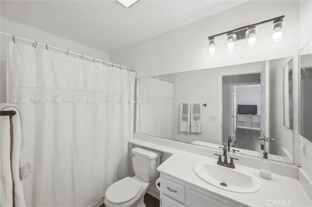 11483 Zuma Road Adelanto, CA 92301