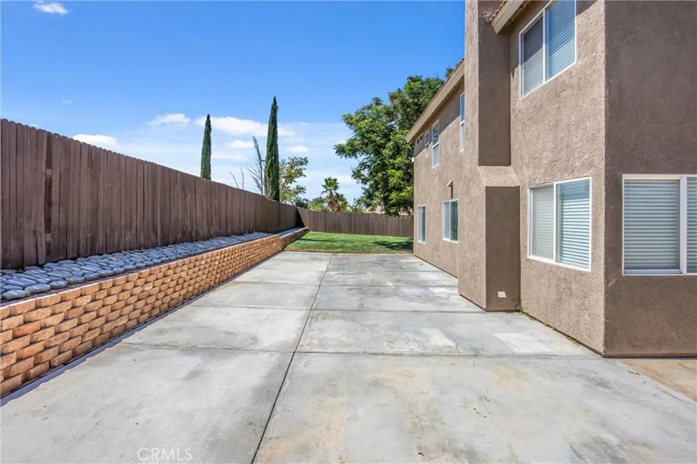 11483 Zuma Road Adelanto, CA 92301