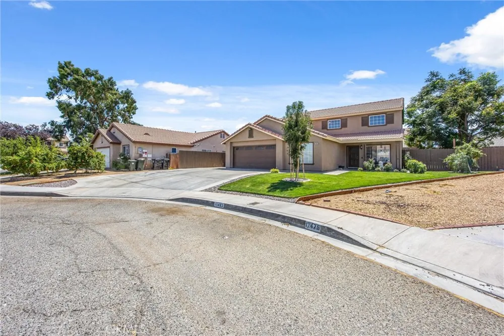 11483 Zuma Road Adelanto, CA 92301
