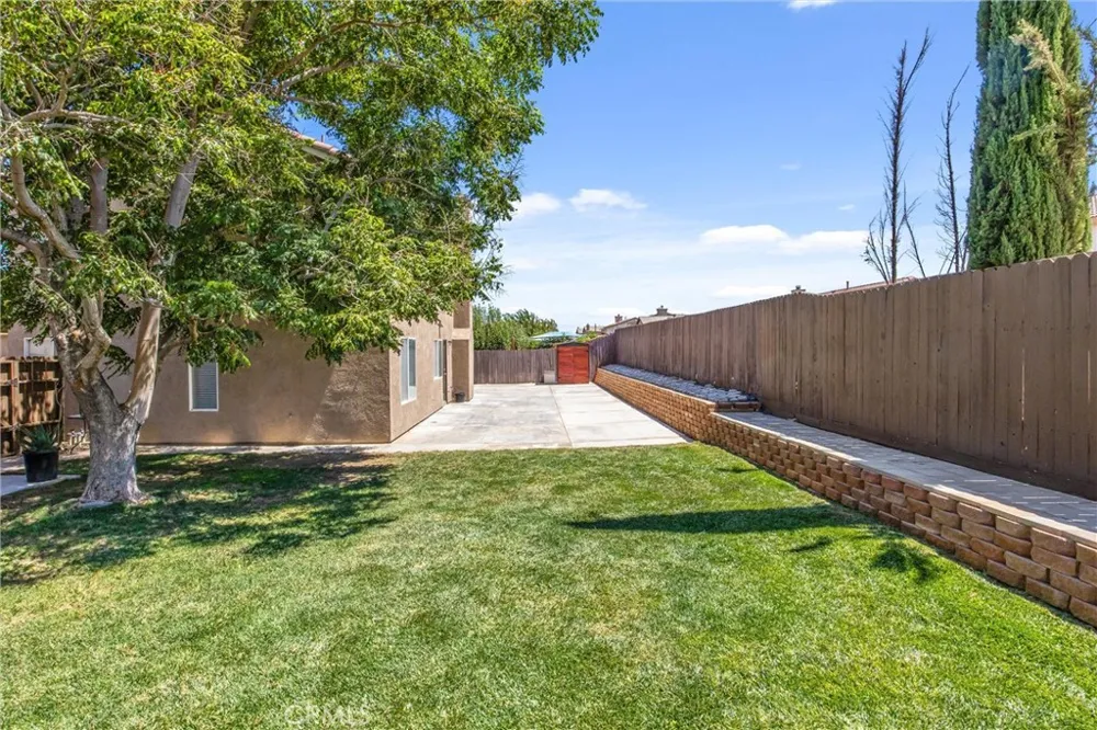 11483 Zuma Road Adelanto, CA 92301