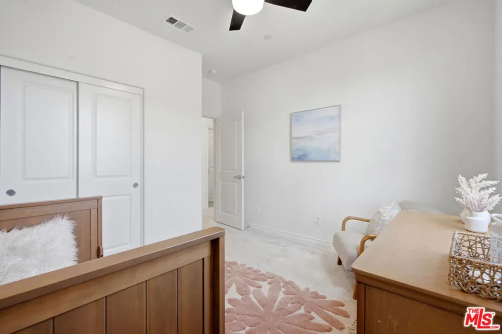 1426 Reliance Carson, CA 90746