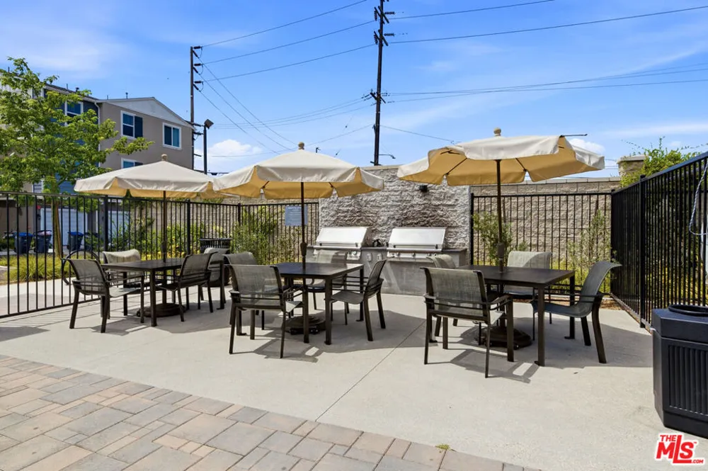 1426 Reliance Carson, CA 90746