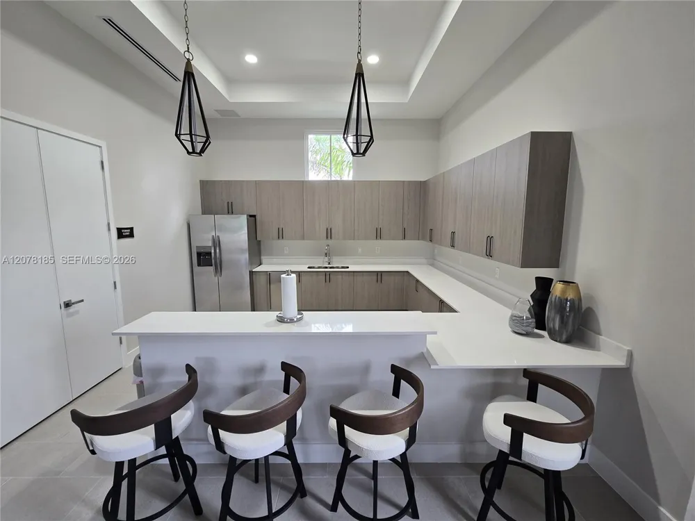 2382 NW 131st Cir Miami, FL 33167