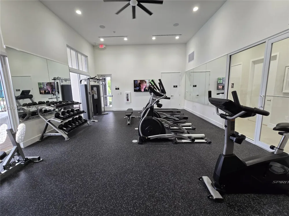2382 NW 131st Cir Miami, FL 33167