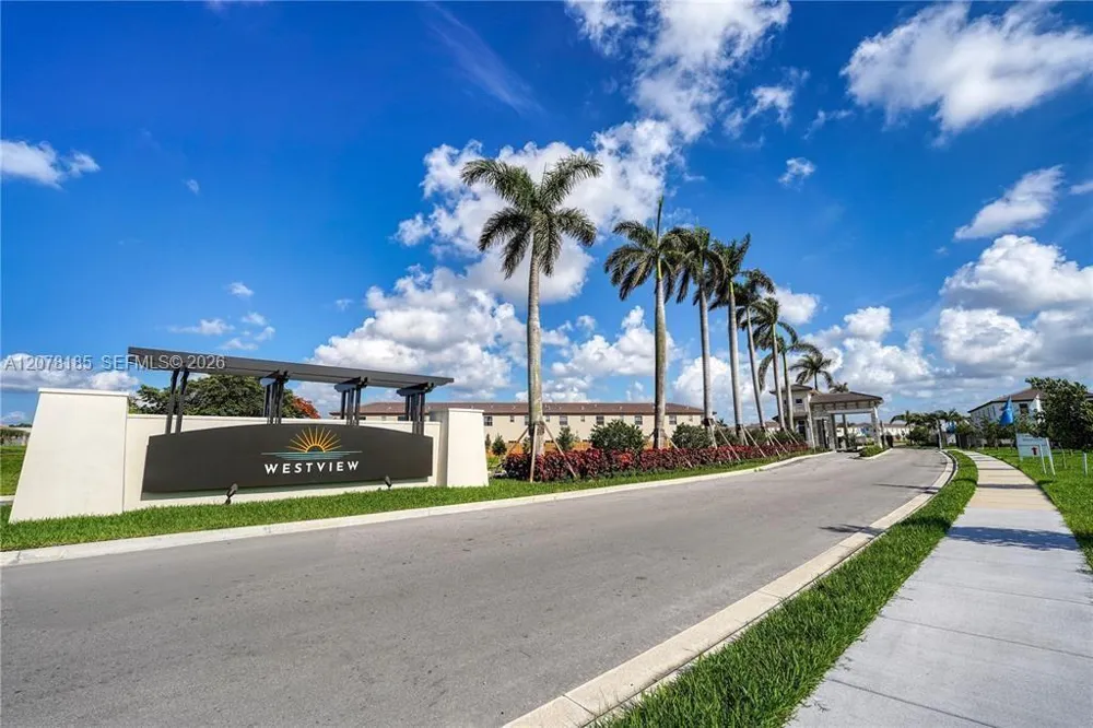 2382 NW 131st Cir Miami, FL 33167