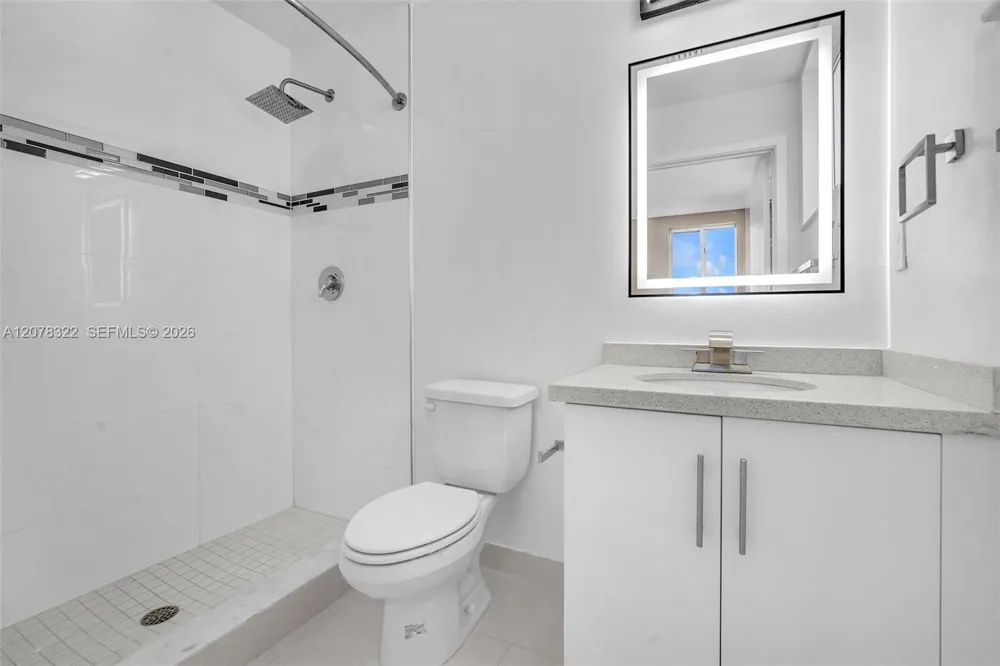 2651 NE 212th Ter #301 Miami, FL 33180