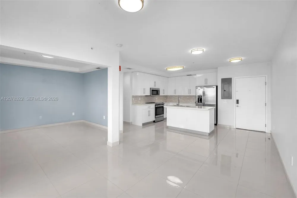 2651 NE 212th Ter #301 Miami, FL 33180