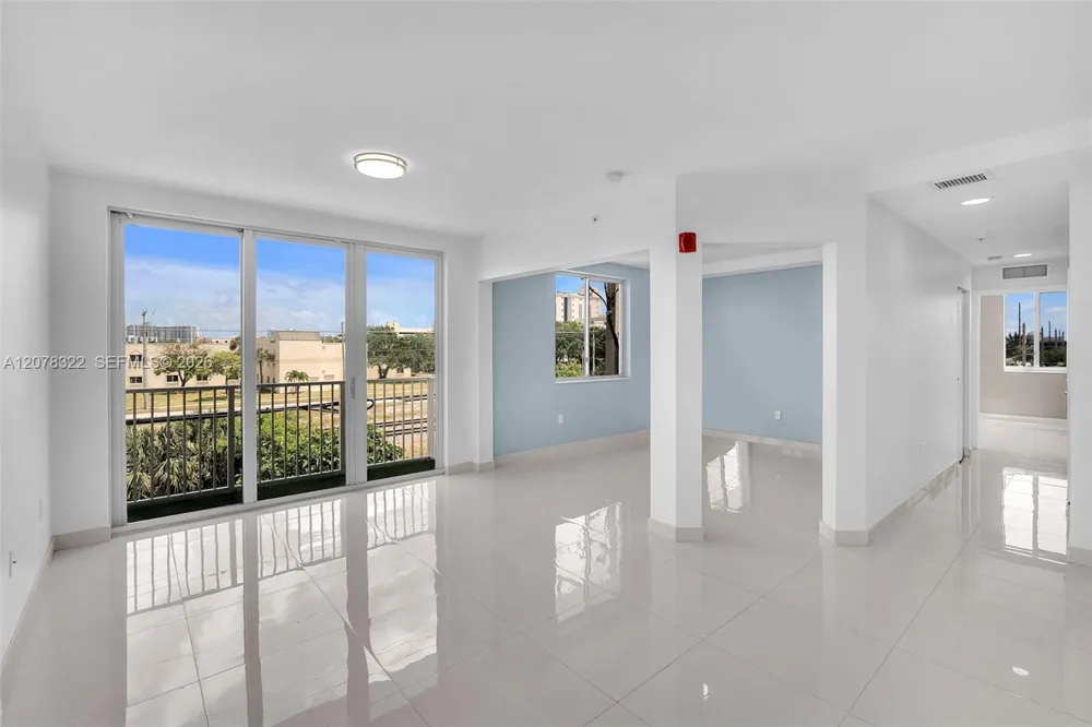 2651 NE 212th Ter #301 Miami, FL 33180
