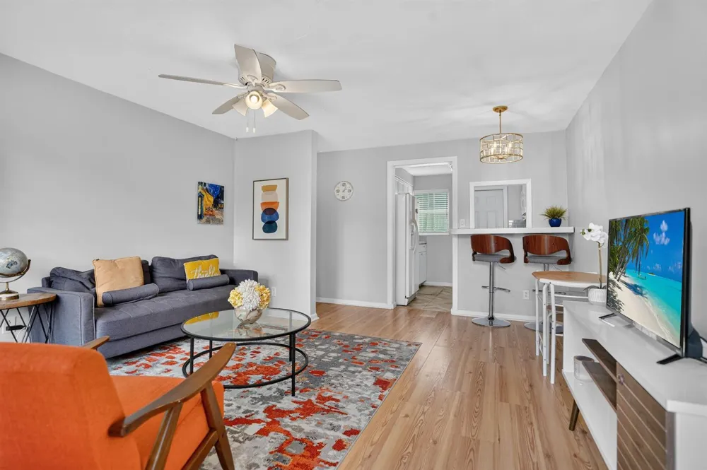 27 NW 14TH AVENUE #A Delray Beach, FL 33444