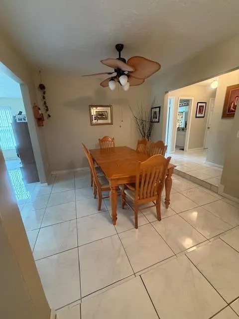 255 SANDPIPER AVENUE Royal Palm Beach, FL 33411