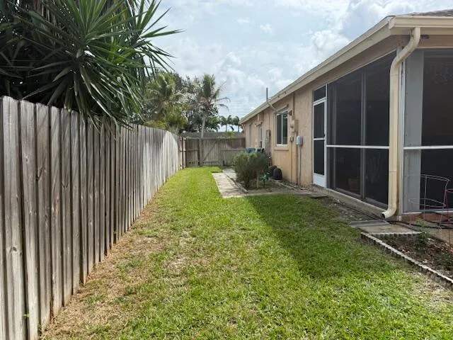 255 SANDPIPER AVENUE Royal Palm Beach, FL 33411