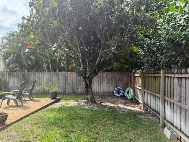 255 SANDPIPER AVENUE Royal Palm Beach, FL 33411