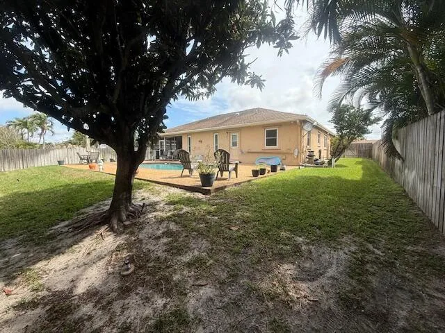 255 SANDPIPER AVENUE Royal Palm Beach, FL 33411