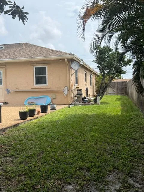 255 SANDPIPER AVENUE Royal Palm Beach, FL 33411