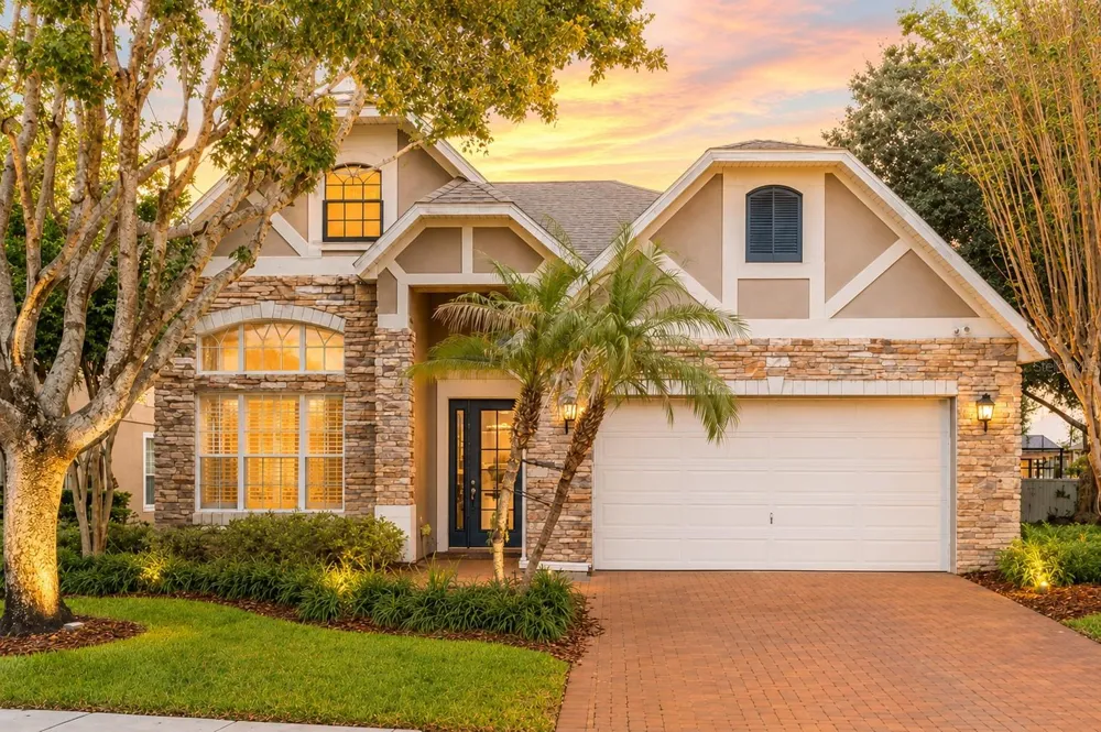 16002 OAK SPRING DRIVE Orlando, FL 32828