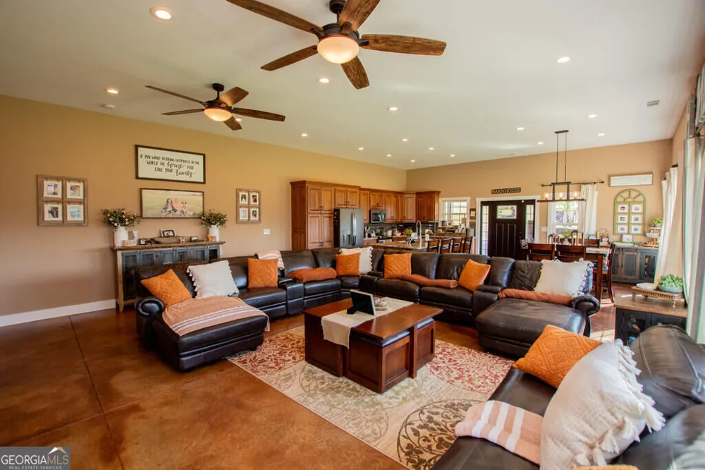 275 Happy Hollow RD Villa Rica, GA 30180