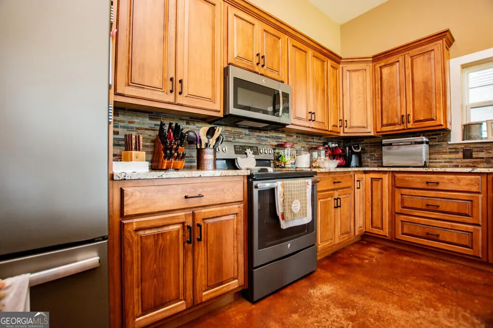 275 Happy Hollow RD Villa Rica, GA 30180