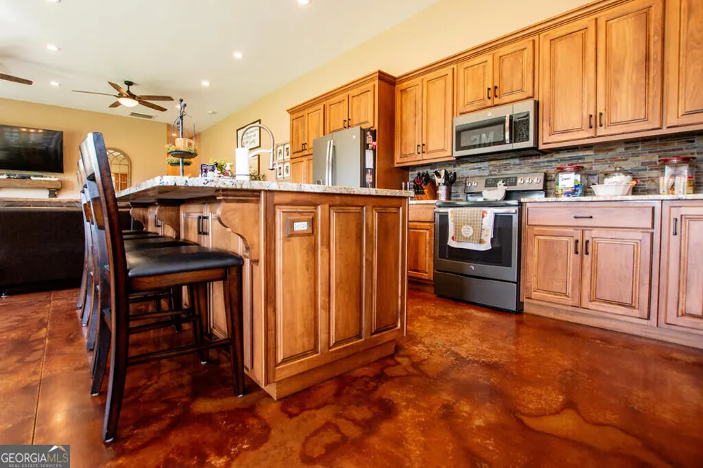 275 Happy Hollow RD Villa Rica, GA 30180