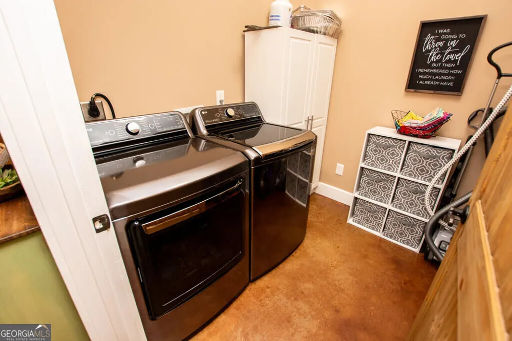 275 Happy Hollow RD Villa Rica, GA 30180