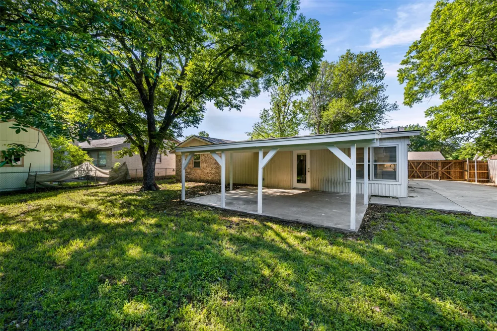 7521 Susan Court North Richland Hills, TX 76180