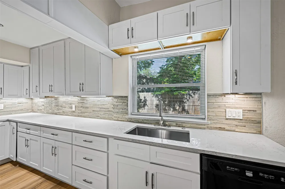 7521 Susan Court North Richland Hills, TX 76180