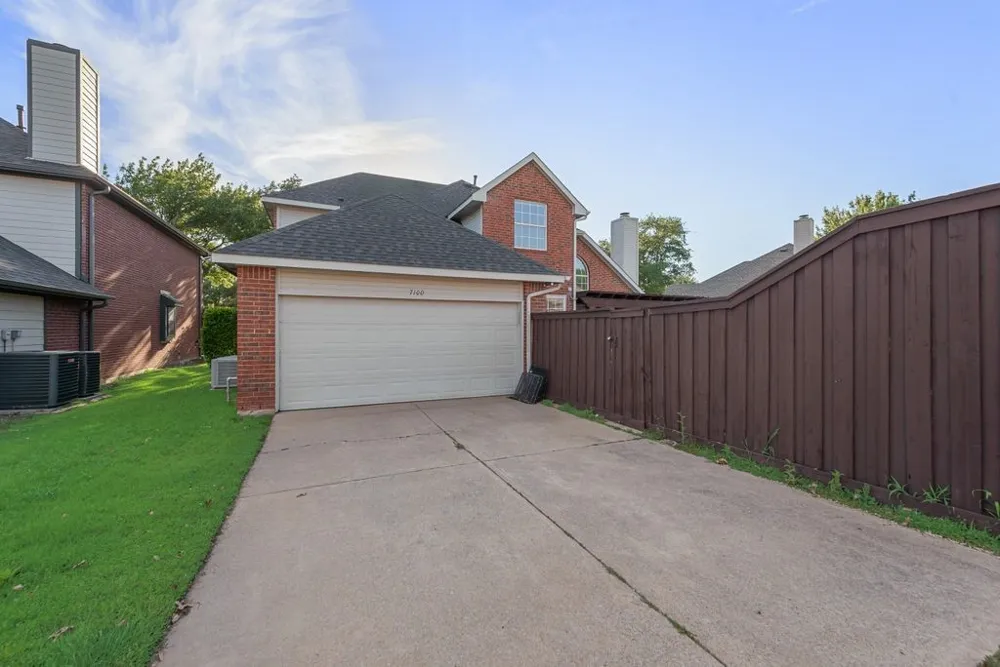 7100 Ledgestone Court Frisco, TX 75034
