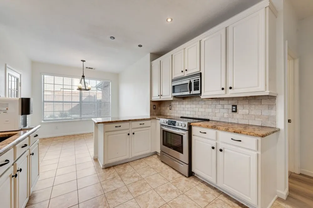 7100 Ledgestone Court Frisco, TX 75034