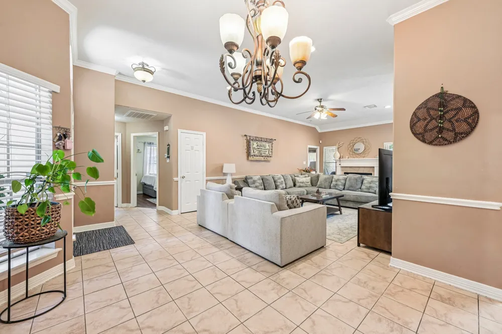 5111 Misty Lane Pasadena, TX 77505