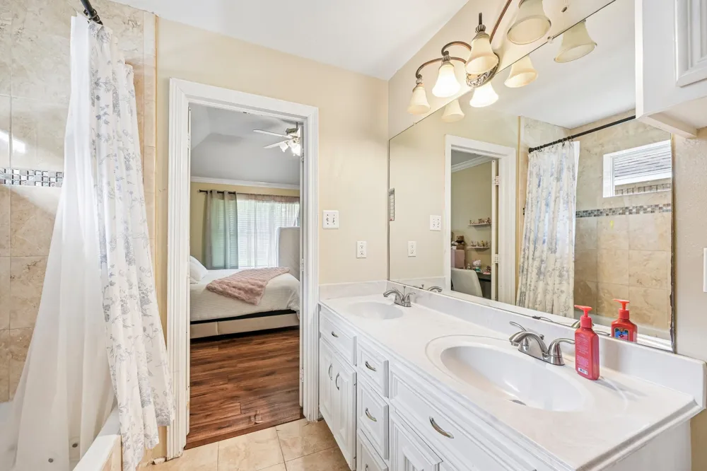 5111 Misty Lane Pasadena, TX 77505