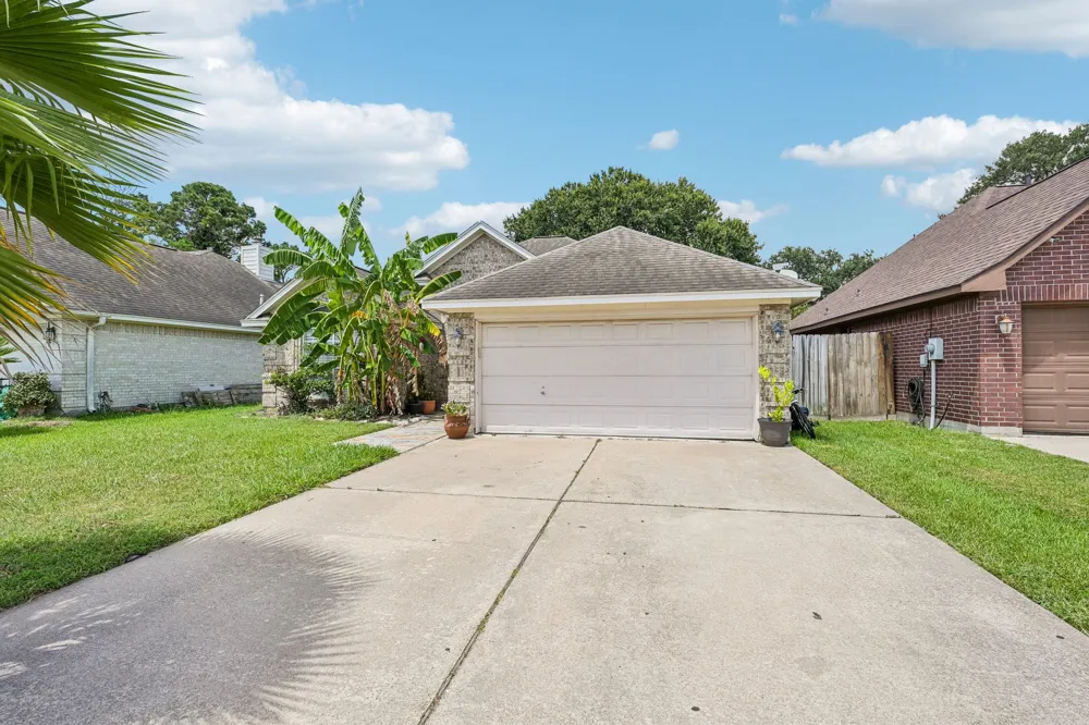 5111 Misty Lane Pasadena, TX 77505