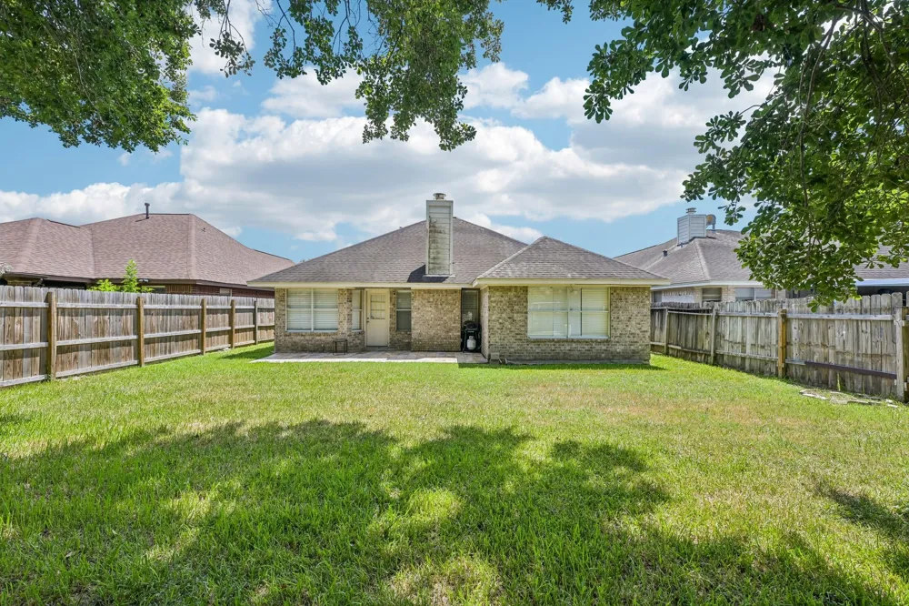5111 Misty Lane Pasadena, TX 77505