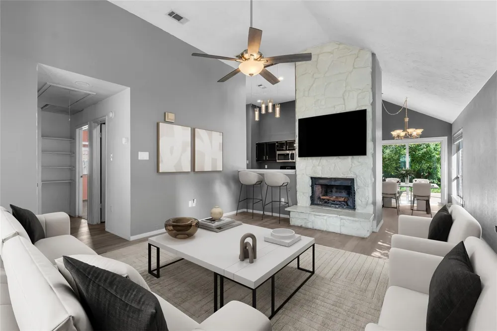 12210 White River Drive Tomball, TX 77375