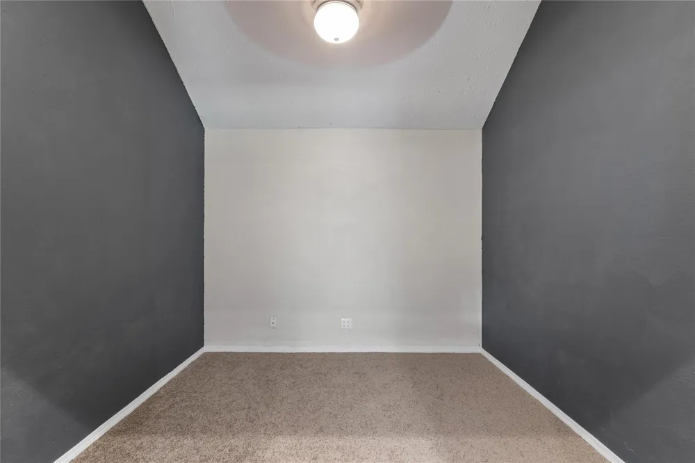 12210 White River Drive Tomball, TX 77375